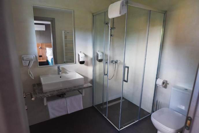 Imagen de la habitación del Hotel Subcarpati. Foto 12