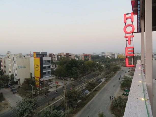 Imagen general del Hotel Subcity. Foto 1