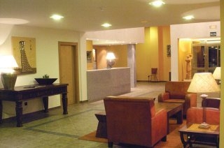 Imagen de los interiores del Hotel Suber. Foto 5