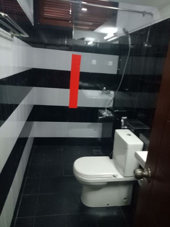 Imagen de la habitación del Hotel Subhas. Foto 10