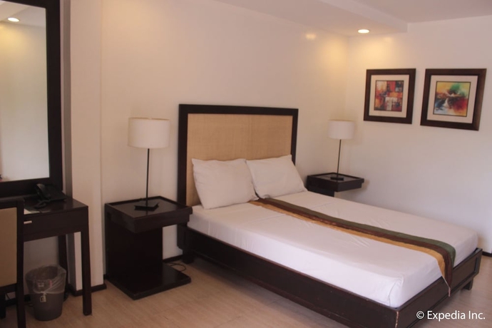 Imagen de la habitación del Hotel Subic Grand Seas Resort. Foto 4