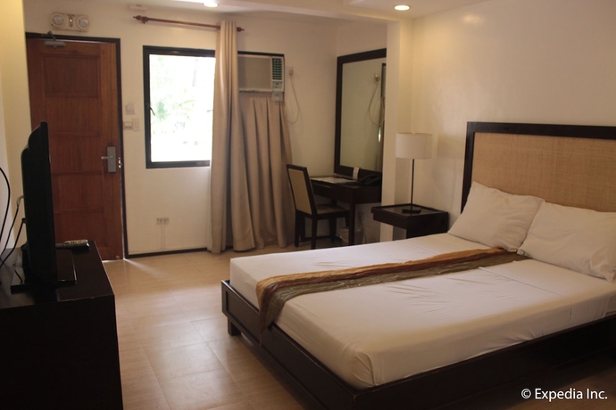 Imagen de la habitación del Hotel Subic Grand Seas Resort. Foto 5