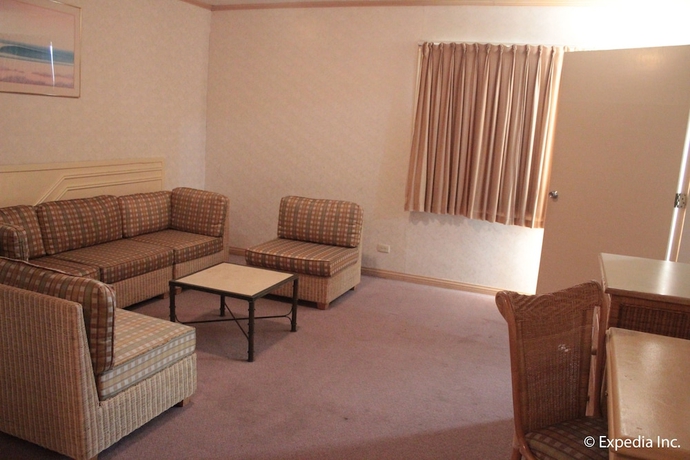 Imagen de la habitación del Hotel Subic International. Foto 8
