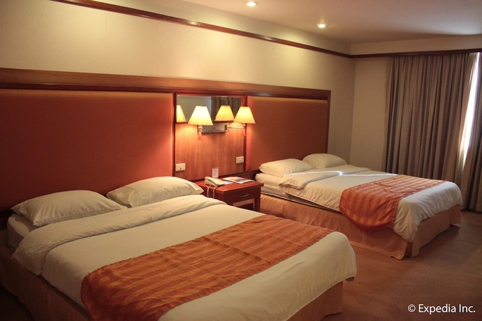 Imagen de la habitación del Hotel Subic International. Foto 13