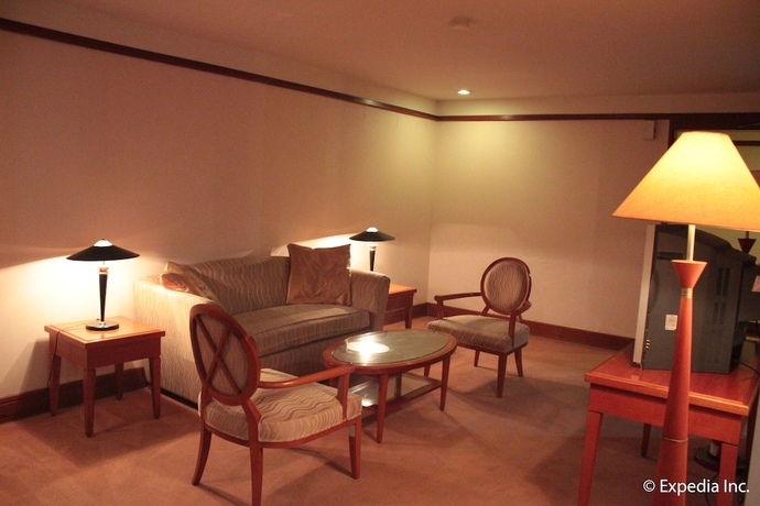 Imagen de la habitación del Hotel Subic International. Foto 15