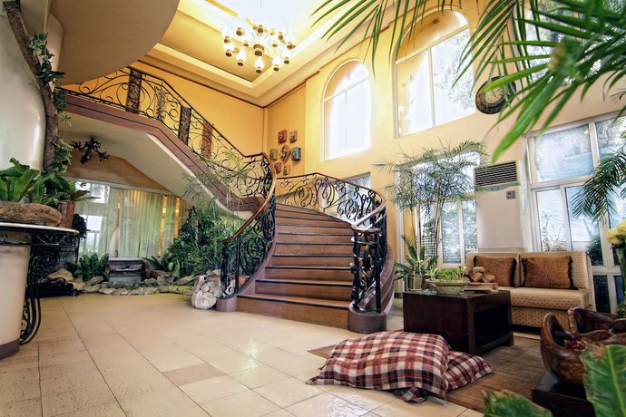 Imagen del bar/restaurante del Hotel Subic Park Hotel. Foto 3