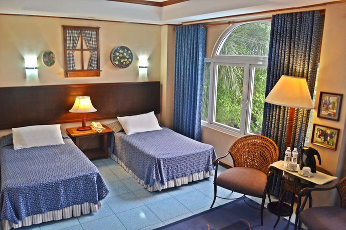 Imagen de la habitación del Hotel Subic Park Hotel. Foto 18