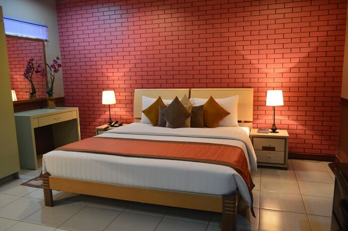 Imagen de la habitación del Hotel Subic Residencias. Foto 16