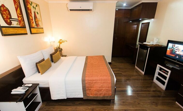 Imagen de la habitación del Hotel Subic Residencias. Foto 17
