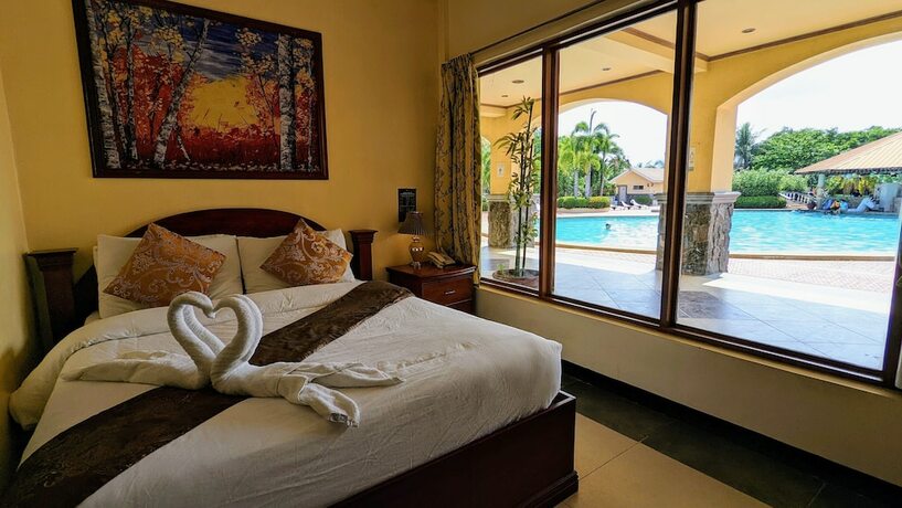 Imagen general del Hotel Subic Waterfront Resort and. Foto 2