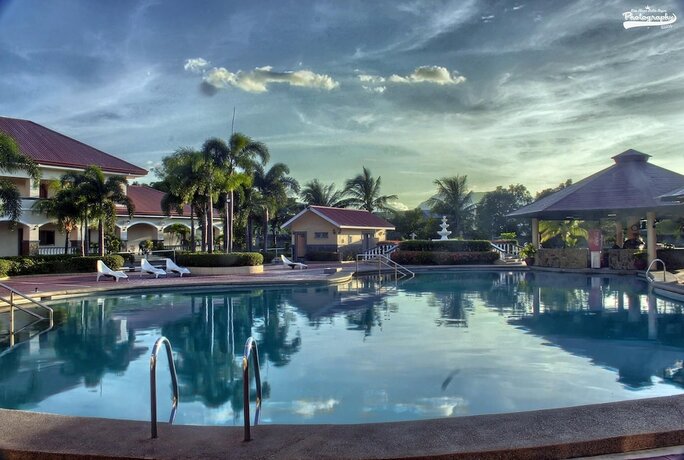 Imagen general del Hotel Subic Waterfront Resort and. Foto 1