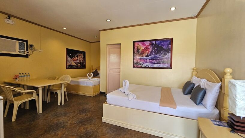 Imagen de la habitación del Hotel Subic Waterfront Resort and. Foto 13