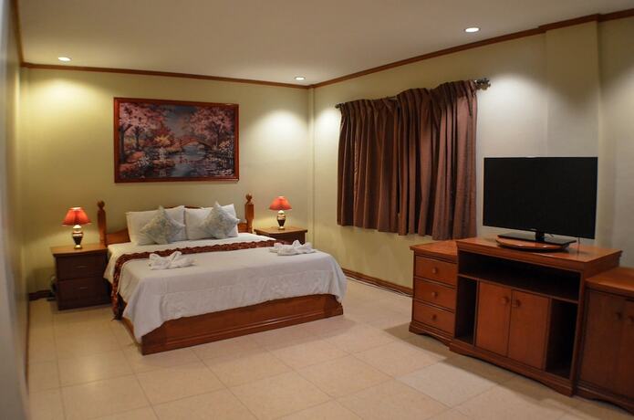 Imagen de la habitación del Hotel Subic Waterfront Resort and. Foto 14