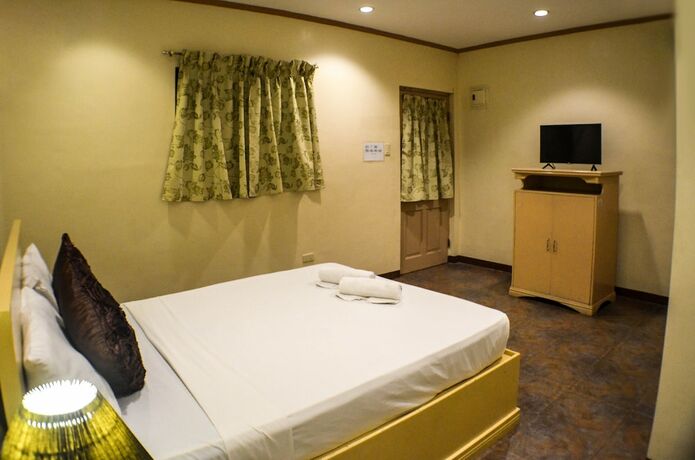 Imagen de la habitación del Hotel Subic Waterfront Resort and. Foto 19