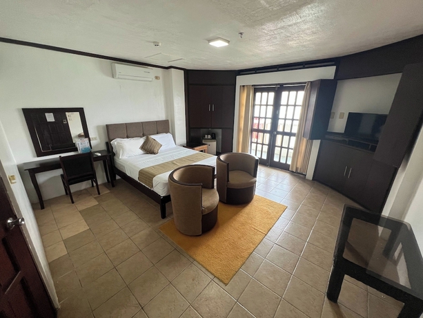 Imagen de la habitación del Hotel Subiza Beach Resort. Foto 4