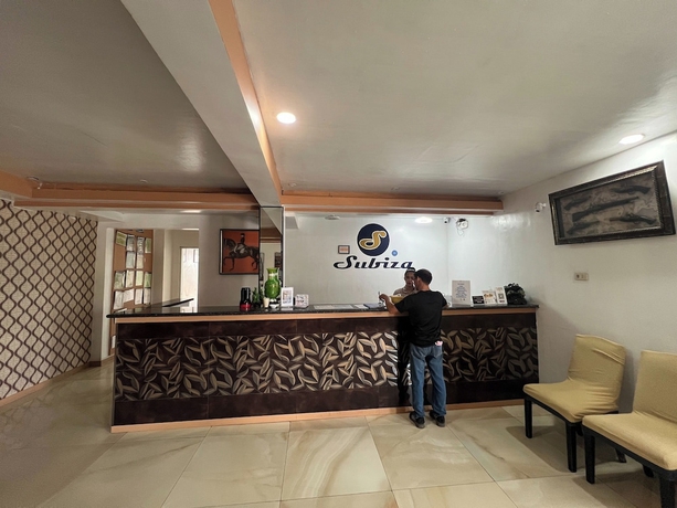 Imagen de los interiores del Hotel Subiza Beach Resort. Foto 16