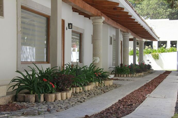 Imagen general del Hotel Sublime Valley Resort. Foto 7