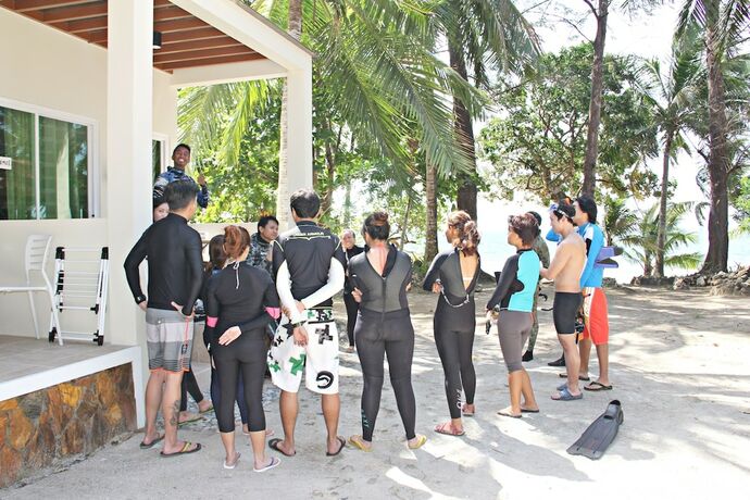 Imagen general del Hotel Submarine Garden Beach Resort. Foto 11