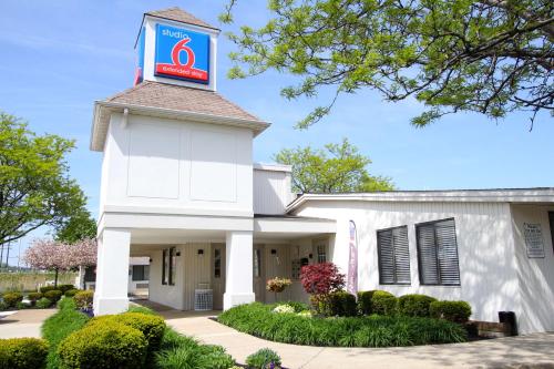 Imagen general del Hotel Suburban Extended Stay. Foto 1