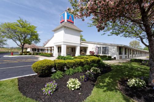 Imagen general del Hotel Suburban Extended Stay. Foto 5