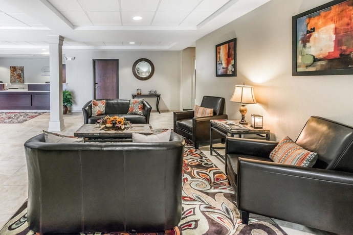 Imagen de los interiores del Hotel Suburban Extended Stay Washington. Foto 15