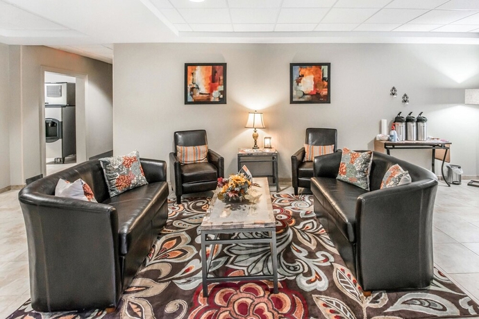 Imagen de los interiores del Hotel Suburban Extended Stay Washington. Foto 18