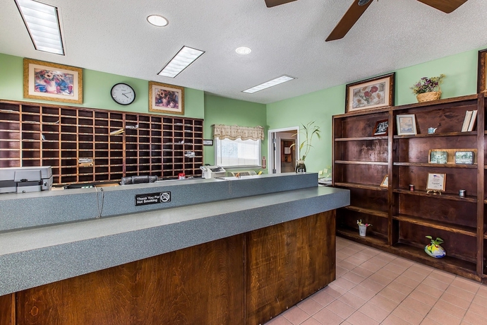 Imagen de los interiores del Hotel Suburban Studios Abercorn. Foto 17