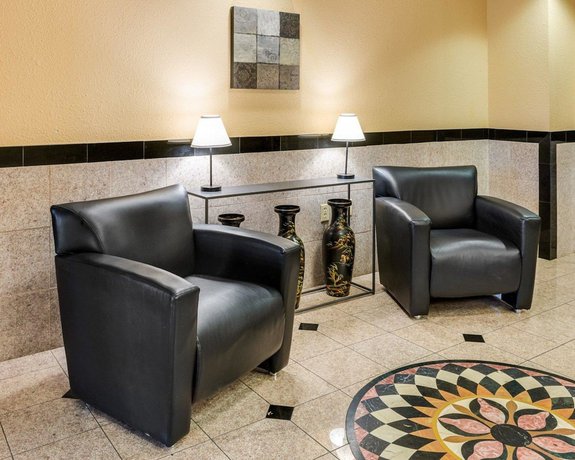 Imagen de los interiores del Hotel Suburban Studios Avondale. Foto 20