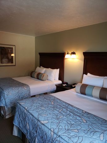 Imagen de la habitación del Hotel Suburban Studios Branson On The Strip. Foto 5