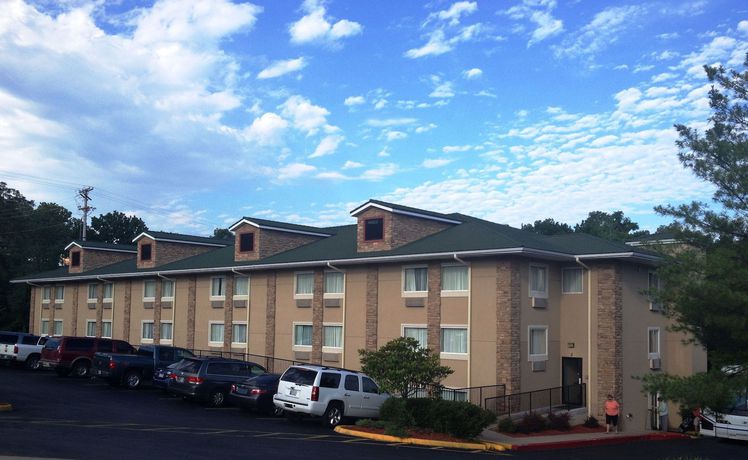 Imagen general del Hotel Suburban Studios Branson On The Strip. Foto 1