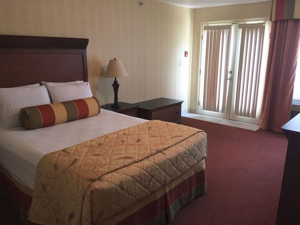 Imagen de la habitación del Hotel Suburban Studios Branson On The Strip. Foto 14