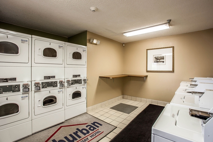 Imagen de los interiores del Hotel Suburban Studios Charlotte-ballantyne. Foto 13