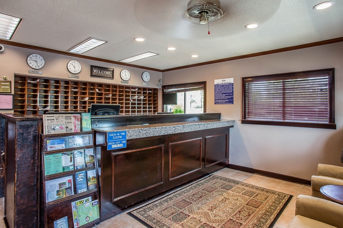 Imagen de los interiores del Hotel Suburban Studios Charlotte-ballantyne. Foto 14