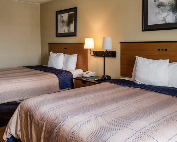 Imagen de la habitación del Hotel Suburban Studios Chester. Foto 12