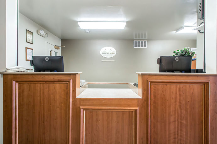 Imagen de los interiores del Hotel Suburban Studios Columbia - Hwy 63 and I-70. Foto 12