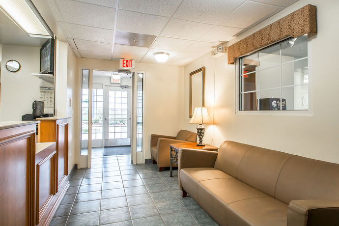 Imagen de los interiores del Hotel Suburban Studios Columbia - Hwy 63 and I-70. Foto 13