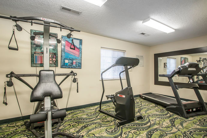 Imagen de los exteriores del Hotel Suburban Studios Columbia - Hwy 63 and I-70. Foto 9