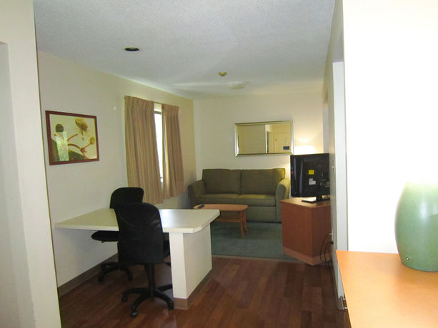 Imagen de la habitación del Hotel Suburban Studios Columbus - Dublin. Foto 9