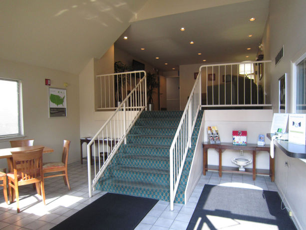 Imagen de los interiores del Hotel Suburban Studios Columbus - Dublin. Foto 16