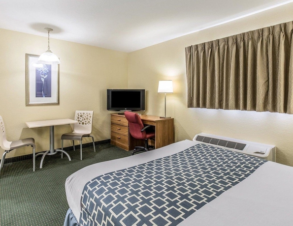 Imagen de la habitación del Hotel Suburban Studios Fort Myers Cape Coral. Foto 4