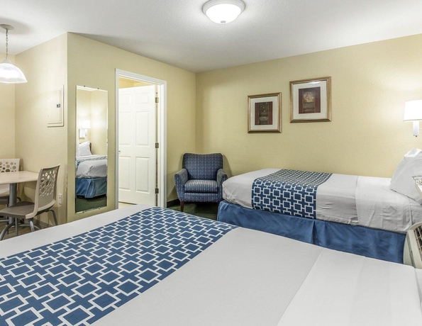 Imagen de la habitación del Hotel Suburban Studios Fort Myers Cape Coral. Foto 13