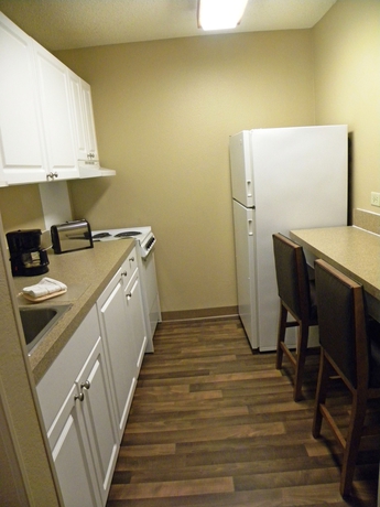 Imagen de la habitación del Hotel Suburban Studios Houston North I-45. Foto 4