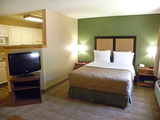 Imagen de la habitación del Hotel Suburban Studios Houston North I-45. Foto 6