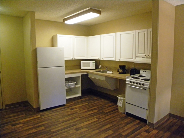 Imagen de la habitación del Hotel Suburban Studios Houston North I-45. Foto 7