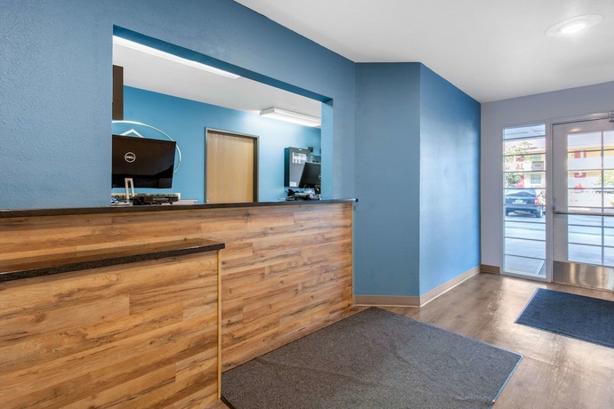 Imagen de los interiores del Hotel Suburban Studios Huntsville University Area. Foto 17