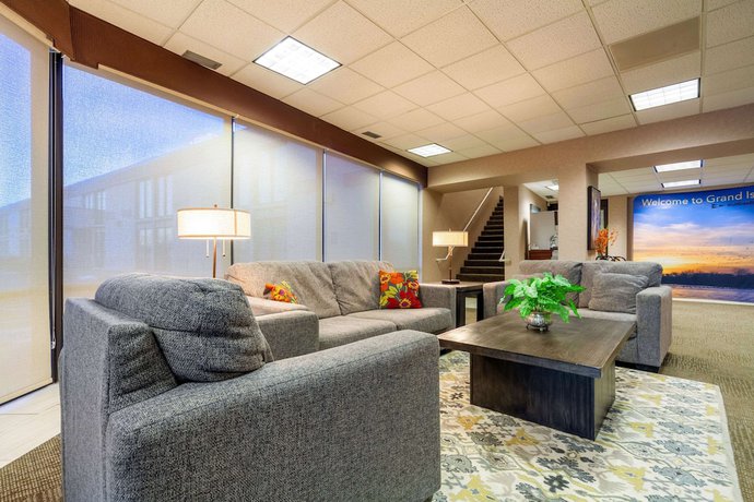 Imagen de los interiores del Hotel Suburban Studios I-80 Grand Island. Foto 13