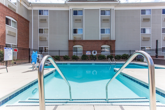 Imagen de la piscina del Hotel Suburban Studios Kennesaw-marietta North. Foto 16