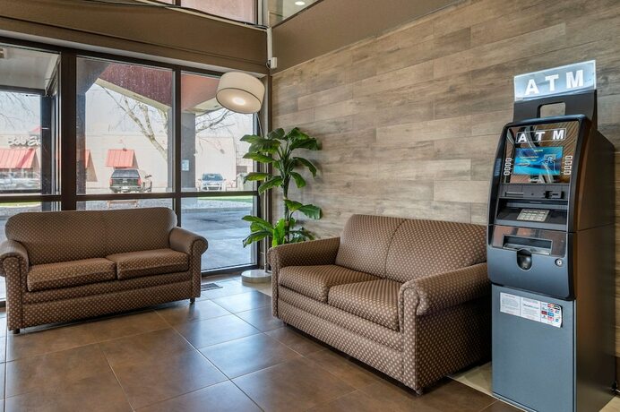 Imagen general del Hotel Suburban Studios Lafayette. Foto 8