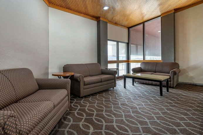 Imagen general del Hotel Suburban Studios Lafayette. Foto 10