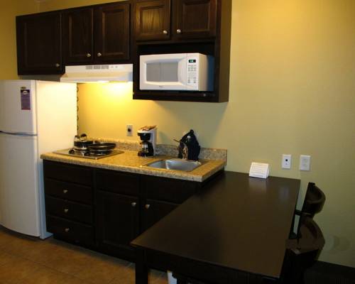 Imagen de la habitación del Hotel Suburban Studios Near Camp Lejeune. Foto 4